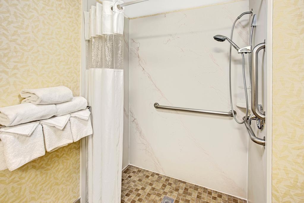 Days Inn By Wyndham College Park Zimmer foto