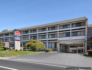 Days Inn By Wyndham College Park Exterior foto